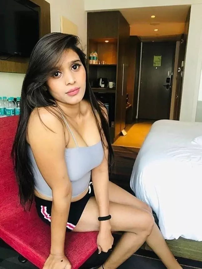 कॉल गर्ल्स सर्विस  खेरालू